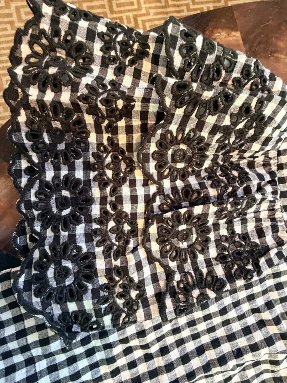 EUC J. Crew Gingham Top Embroidered Bell Sleeve Size 2 - Picture 4 of 11